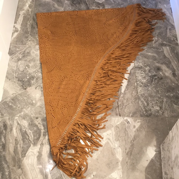 Vegan Suede Wrap with Fringe Detail - Picture 6 of 6